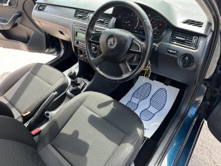 /photos/11461/c57ca1bc-fc98-43bf-9dfc-4f0bfb2705f0_i320x240.jpg